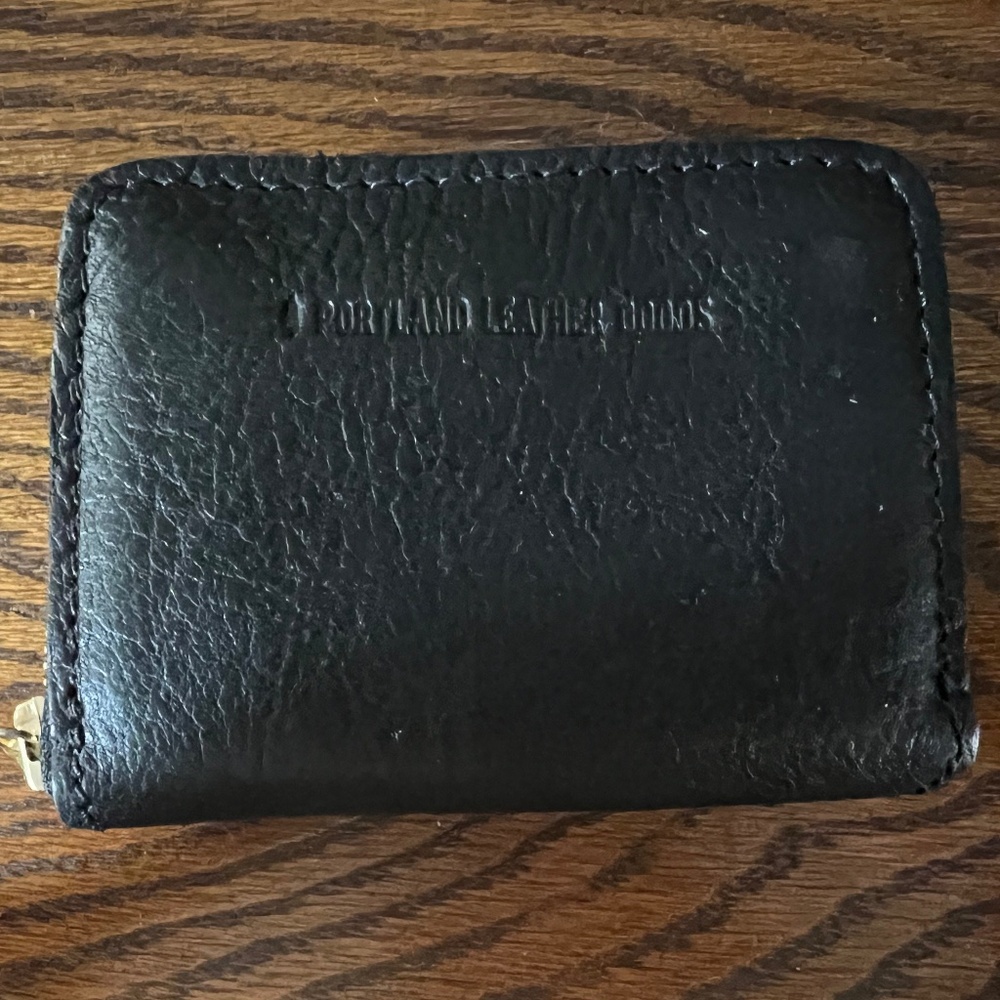 Black Portland Leather Wallet Small Zip Wallet